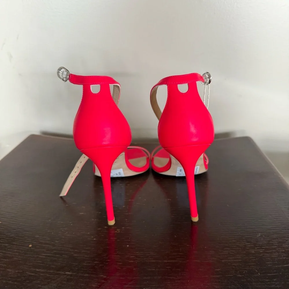 ⭐️ Stuart Weitzman Hot Pink Heels